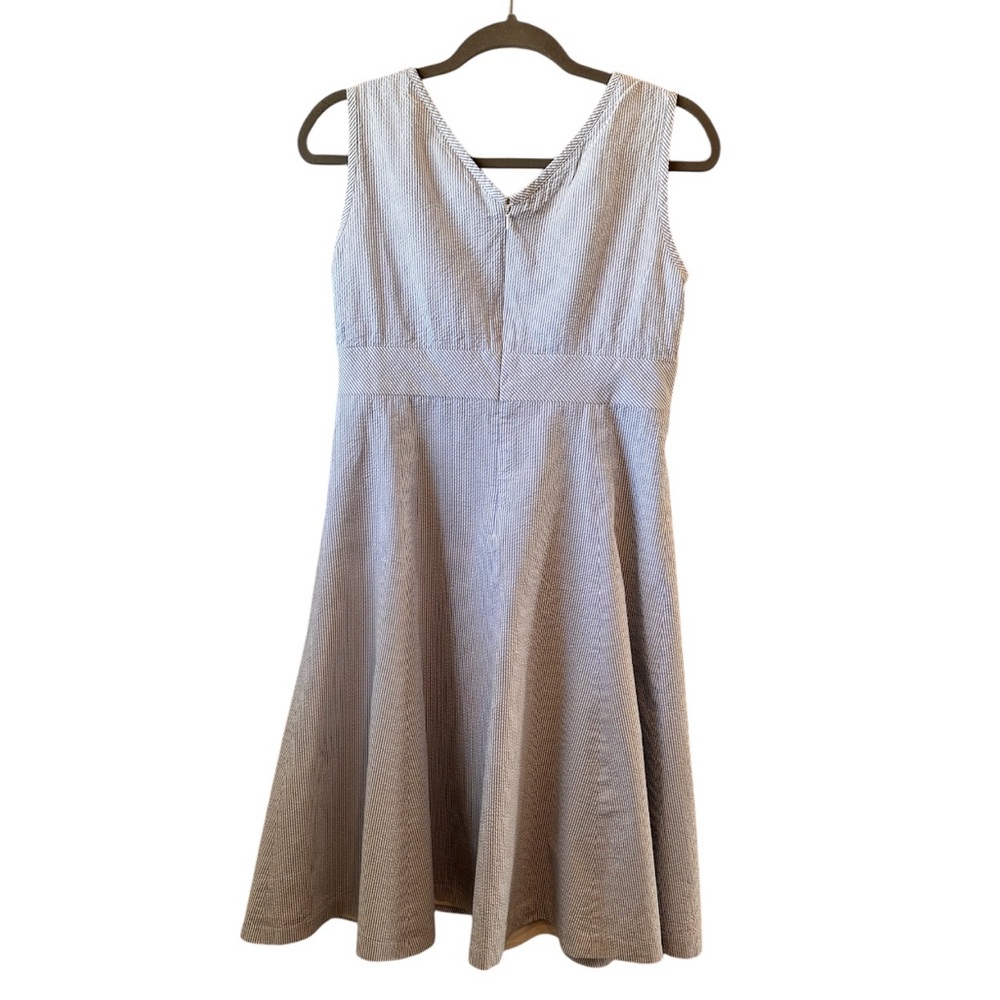 Brooks Brothers Women’s Seersucker Tank Sheath Dress Blue White Stripe 8 Spot